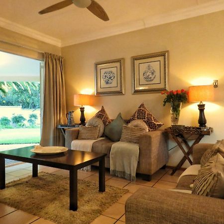 Vair'S Place Guest House In Sandton Paulshof - Apartment, Lux Suites & Spa Йоганнесбурґ Екстер'єр фото