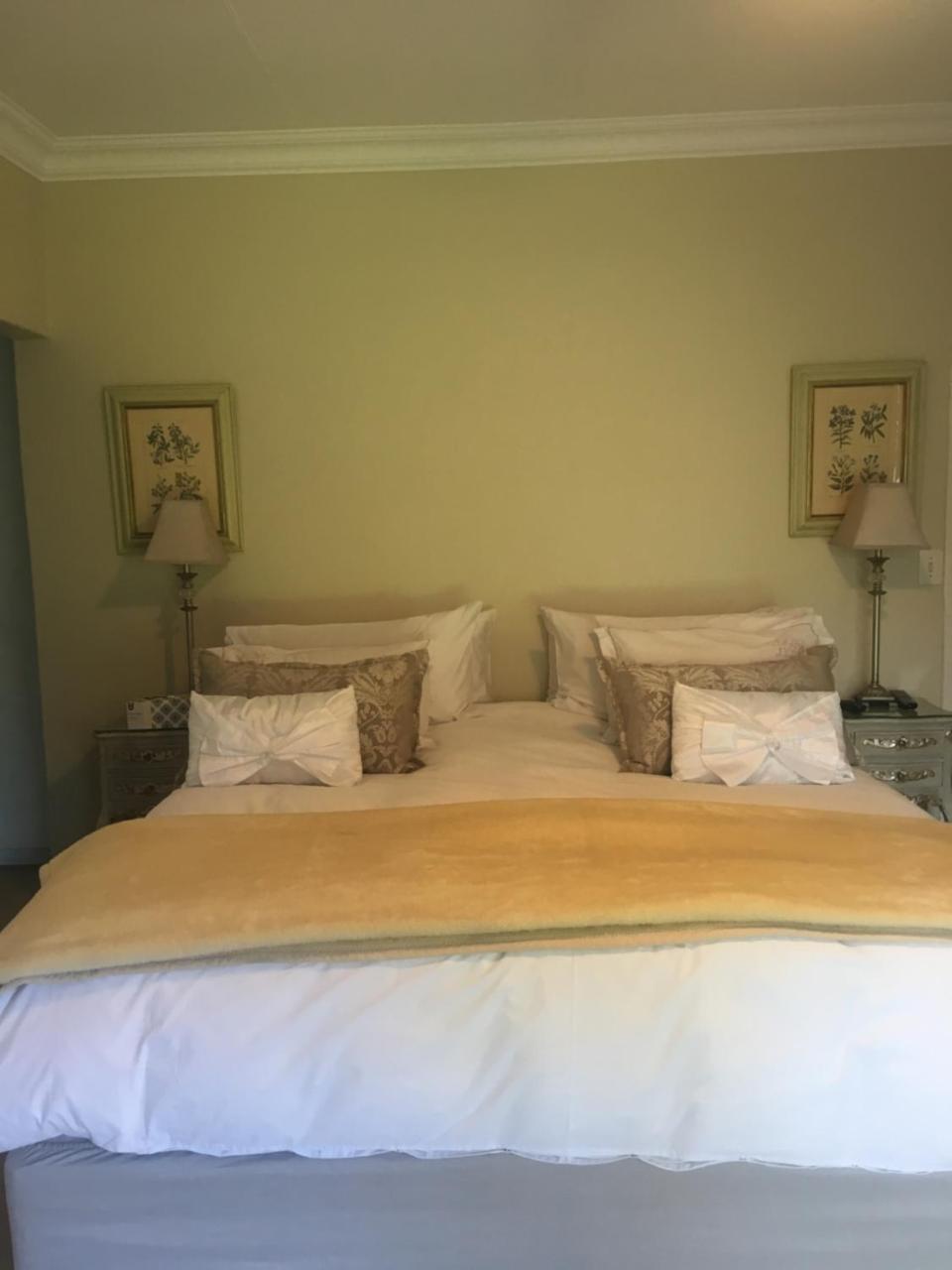 Vair'S Place Guest House In Sandton Paulshof - Apartment, Lux Suites & Spa Йоганнесбурґ Екстер'єр фото