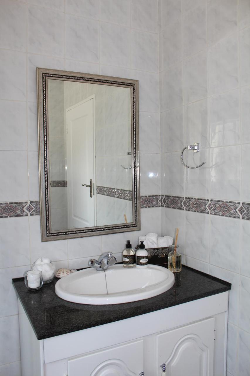 Vair'S Place Guest House In Sandton Paulshof - Apartment, Lux Suites & Spa Йоганнесбурґ Екстер'єр фото