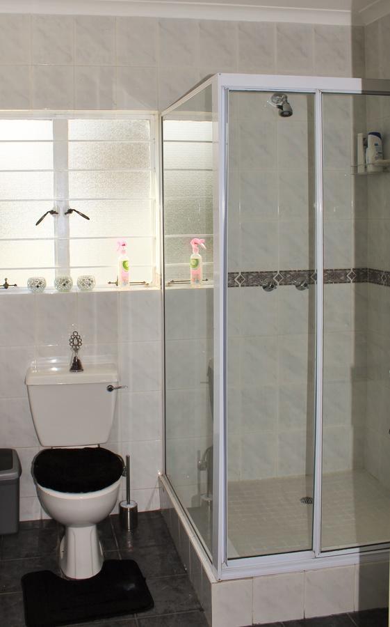 Vair'S Place Guest House In Sandton Paulshof - Apartment, Lux Suites & Spa Йоганнесбурґ Екстер'єр фото