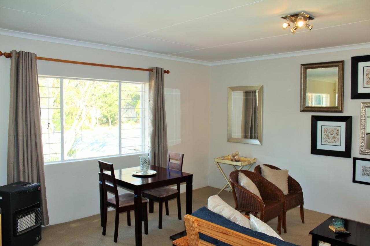 Vair'S Place Guest House In Sandton Paulshof - Apartment, Lux Suites & Spa Йоганнесбурґ Екстер'єр фото